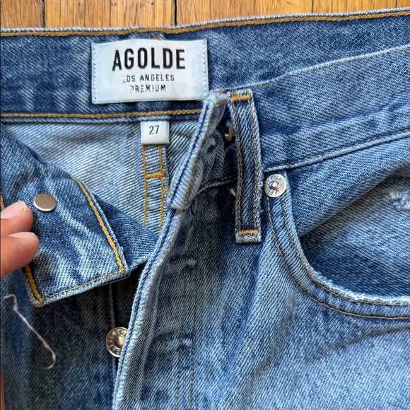 Agolde Premium Light Blue Denim Jeans - Picture 2 of 2